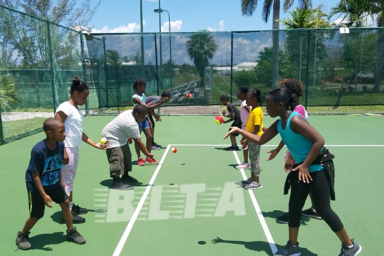 Play Tennis Program