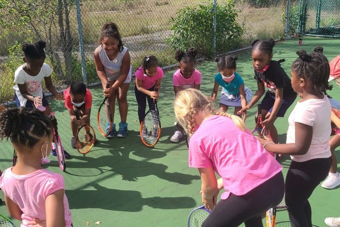 BLTA Play Tennis Circle Expansion